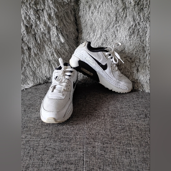 Nike Air Max 90 Low Swooshfetti Size 5Y - Picture 1 of 11